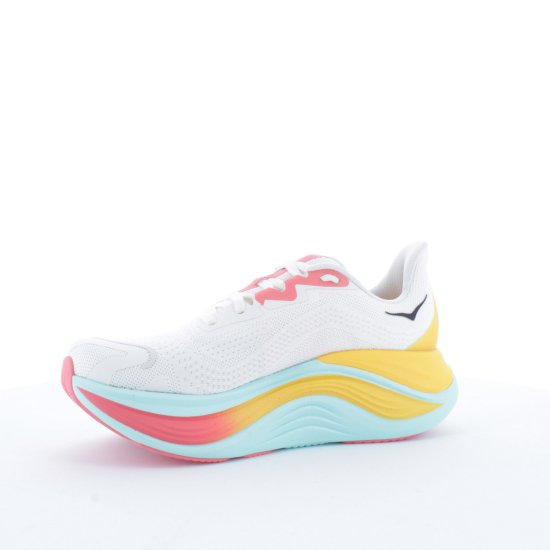 HOKA - SKYWARD X FEMME