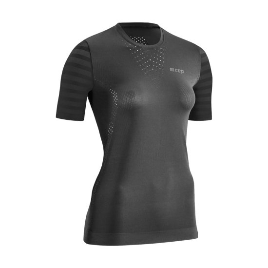 T-SHIRT MANCHES COURTES RUN ULTRALIGHT FEMME