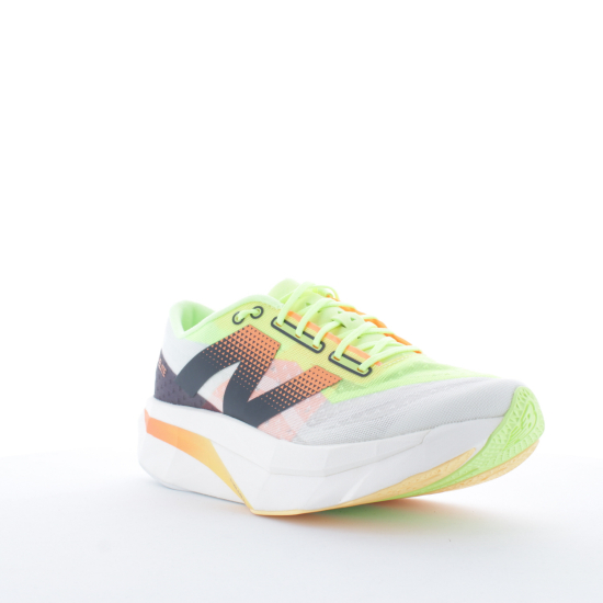 NEW BALANCE - FUEL CELL SUPER COMP ELITE V4 FEMME